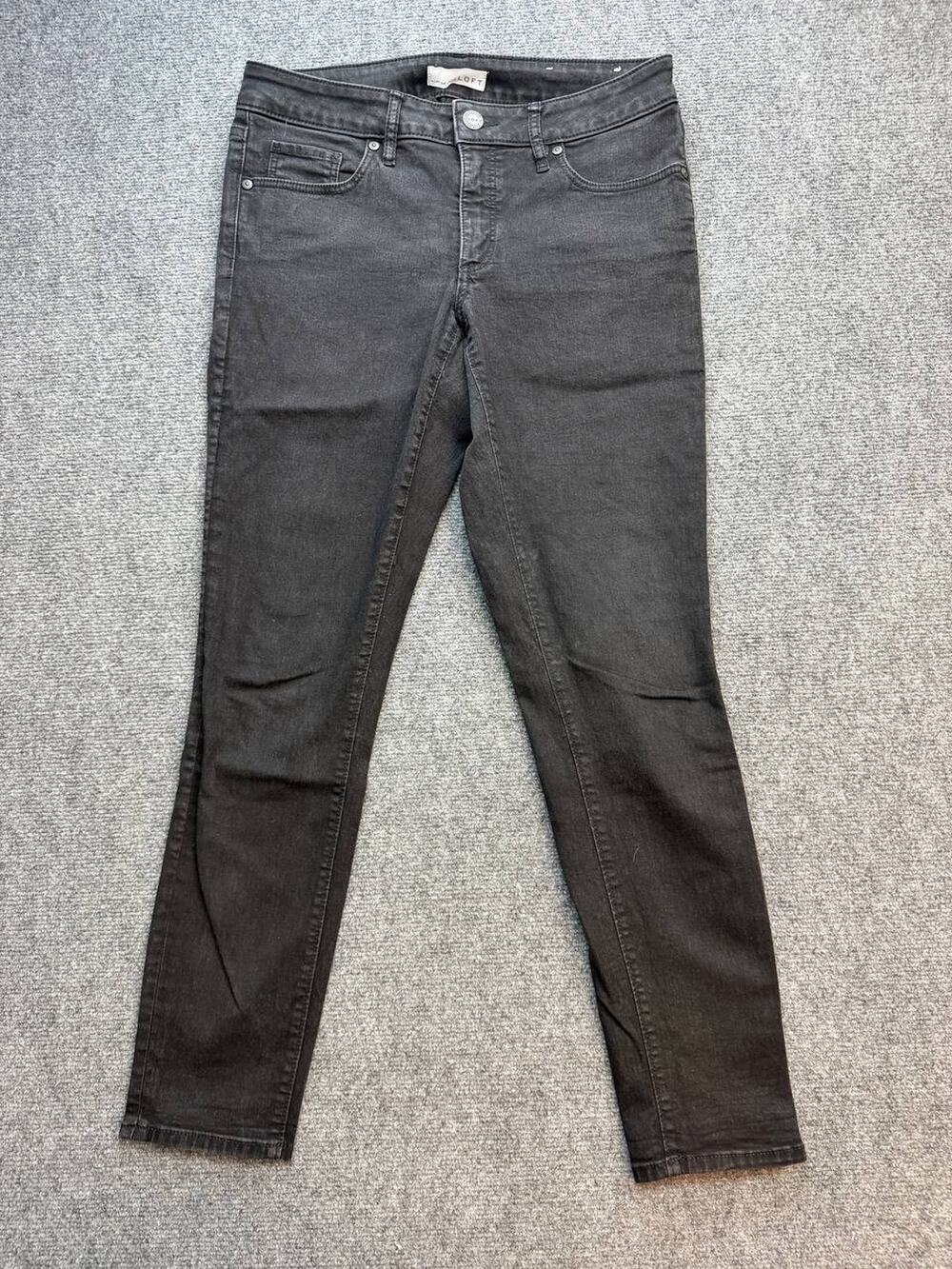 LOFT Curvy Skinny Women’s Size 28/6 Black Denim Jeans Mid Rise Faded Wash